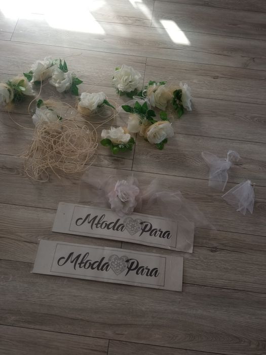 Stroik weselny na samochód.