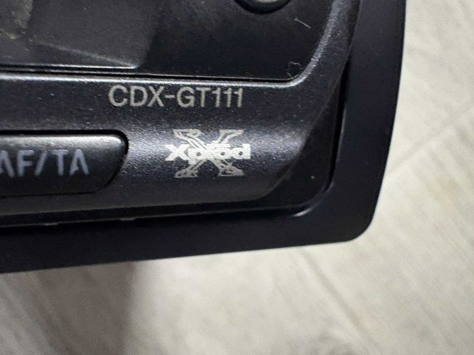 Auto Radio Sony Xplod CDX GT 111