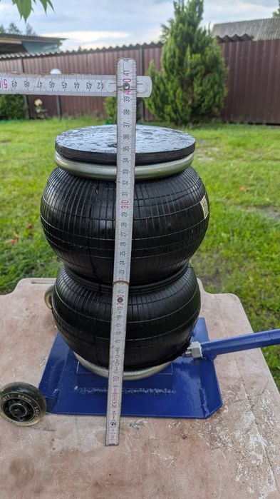 Домкрат пневматичний , домкрат з пневмоподушки. Якість! Домкрат.