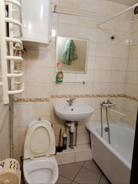 1- комнатная с балконом на Марсельской!