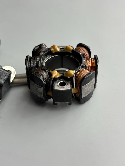 Stator Stojan Alternator Iskrownik SUZUKI RMZ250 R 07-09