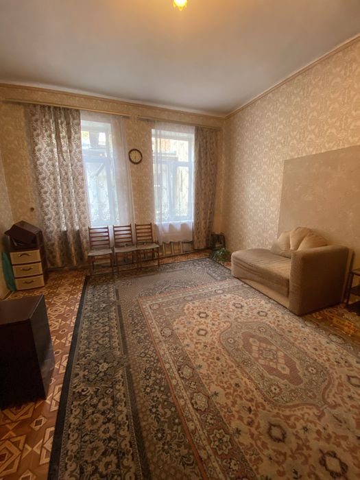 Терміновий продаж!!! Ціну знижено! 2 кімнатна квартира. Центр.