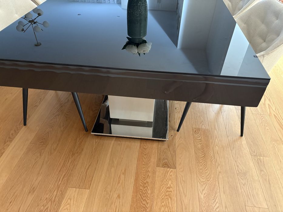 Mesa de jantar de sala