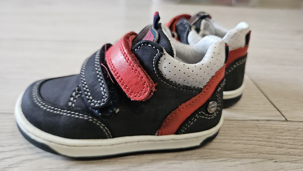 Półbuty  skórzane ccc lasocki 21