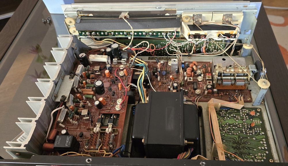 Marantz 2238 B  Stereophonic Receiver