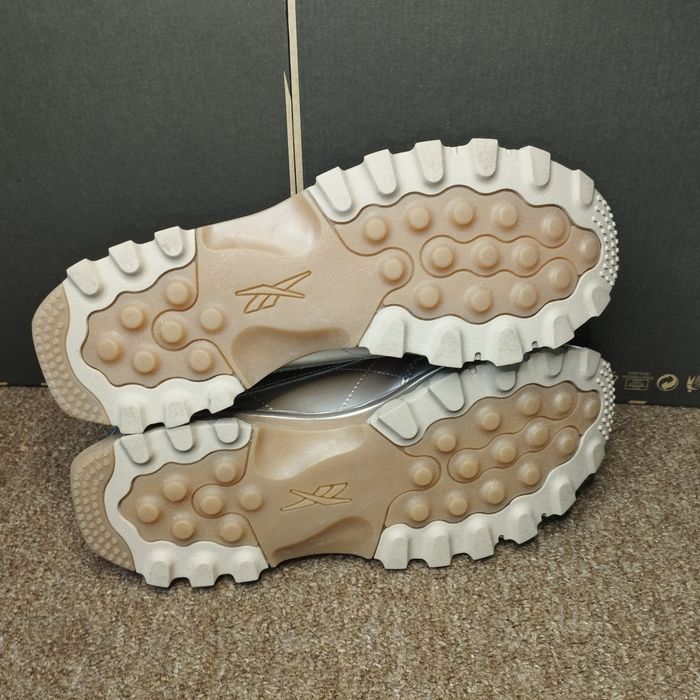 38,39,40. Кросівки Reebok Cardi B Classic Leather Beige GW2633