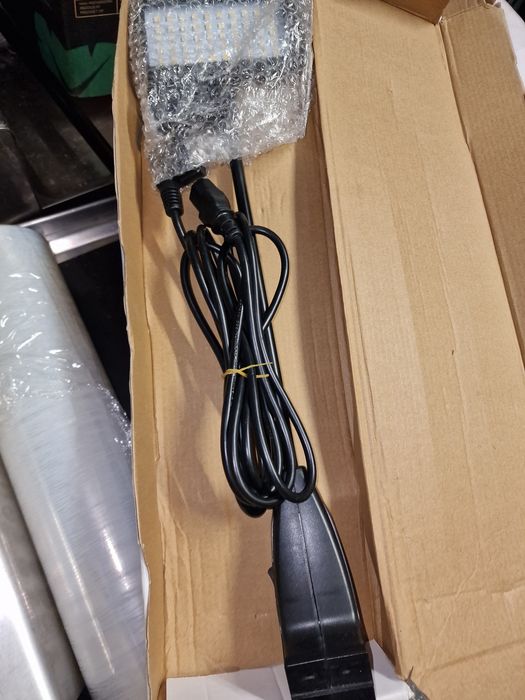 Lampa halogenowa led
