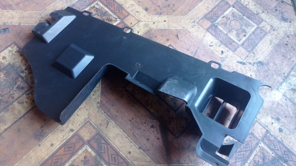 Сітроен берлінго b9 пластик торпеди