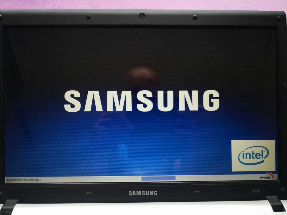 Laptop Samsung NP-R 519