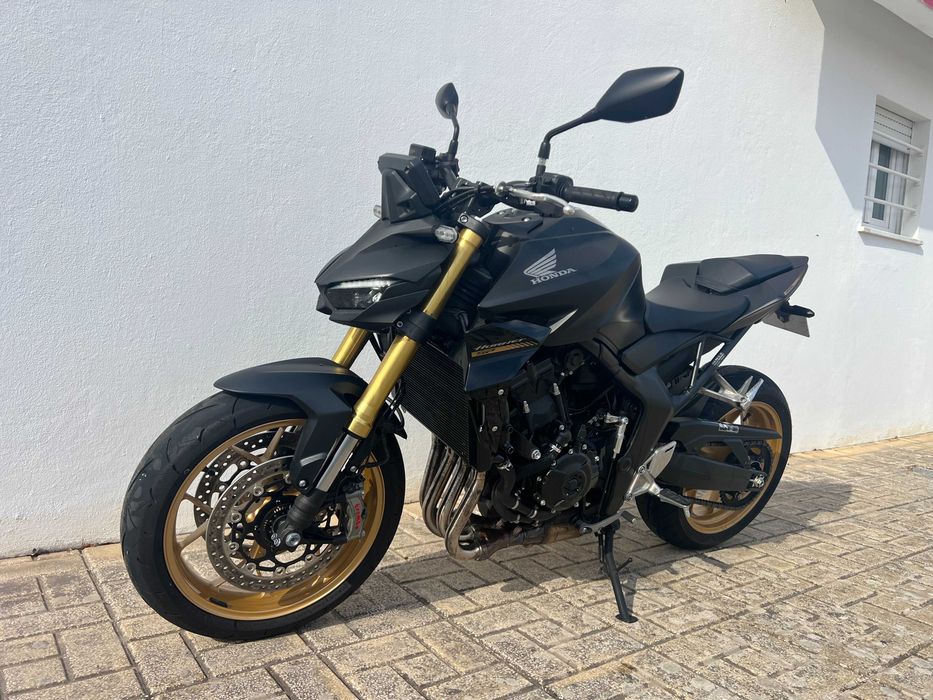 Honda CB1000 Hornet SP (157cv) – Como Nova (4.300 km) – Garantia Honda
