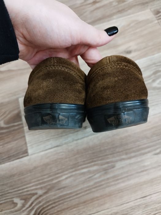 Продам кеди vans