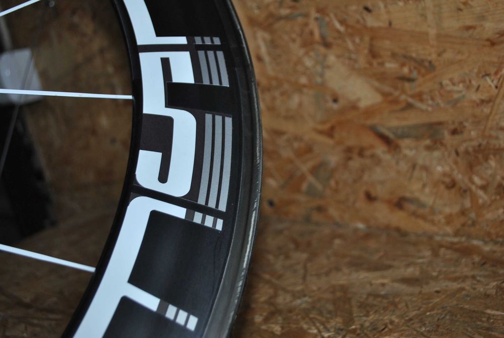 Koło Dysk DT SWISS RRC 625 F przód Carbon szosa triathlon 700C