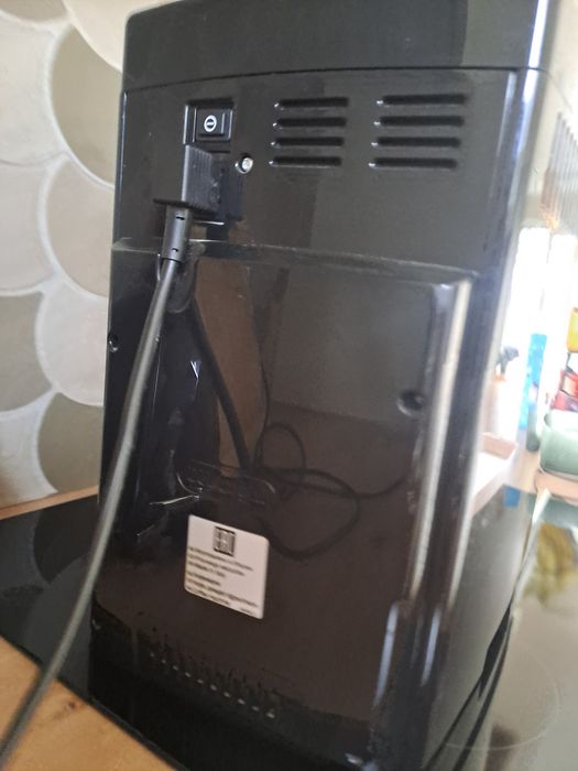 Ekspres  automatyczny do kawy De'Lonhgi Dynamica uszkodzony
