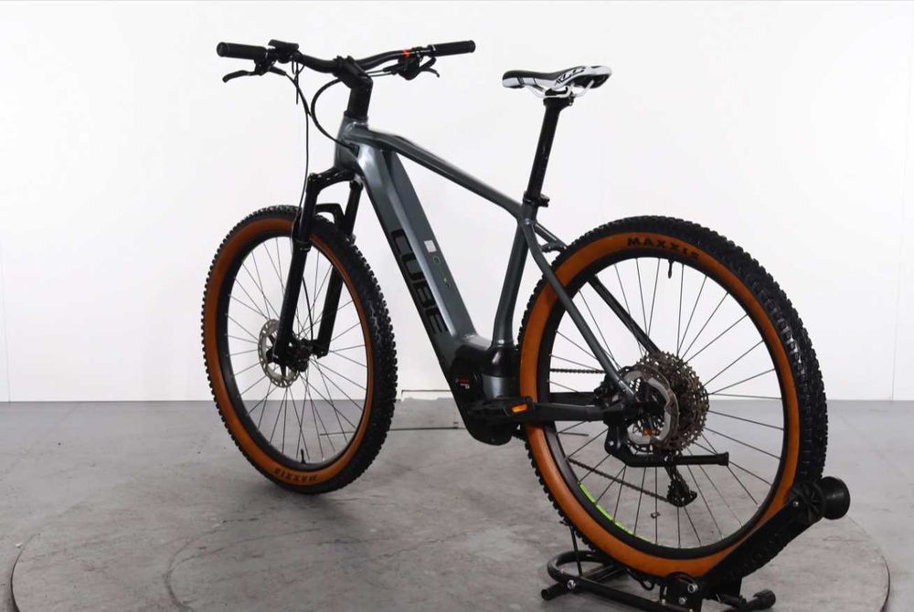 Rower elektryczny Cube Reaction Hybrid Pro XL