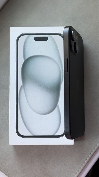 Продам IPhone 15
