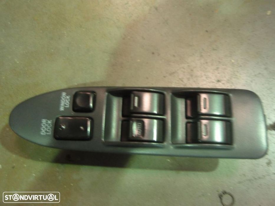 Botoes vidro frente esquerdo - Corolla ( e10 ) 1994