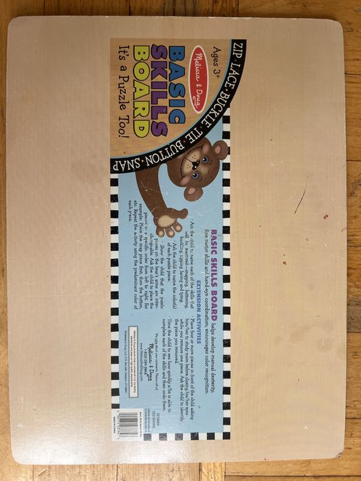 Бізі борд Melissa Doug basic skills board