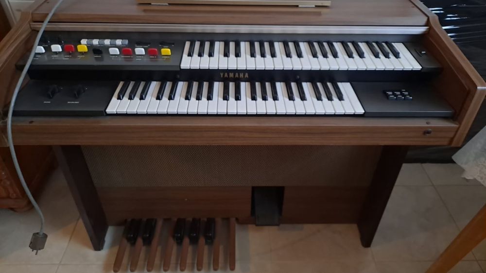 Organy Yamaha Electone B-4BR vintage – sprawne, lata 70.