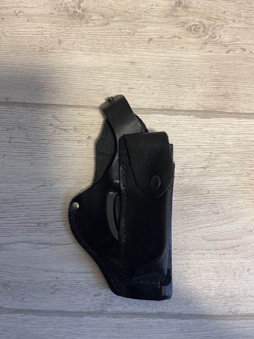 Продам кобури и чехол под наручники и рацию