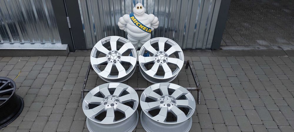 Диски Mercedes R18 5x112 8J ET56,5 GL class X166 GLS M class W166