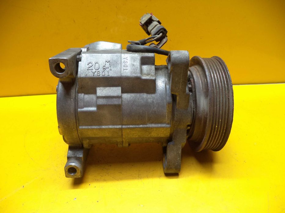 Компрессор кондиционера Chrysler Voyager 4 Dodge Caravan (3,3-3,8)