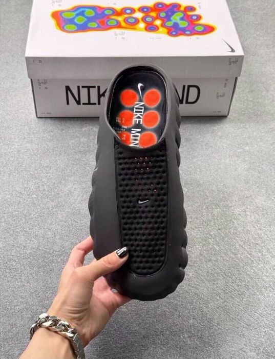 Nike_mind 001 R.40