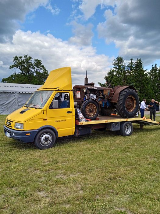autopomoc autolaweta transport a1 autostrada zetor ursus minikoparka