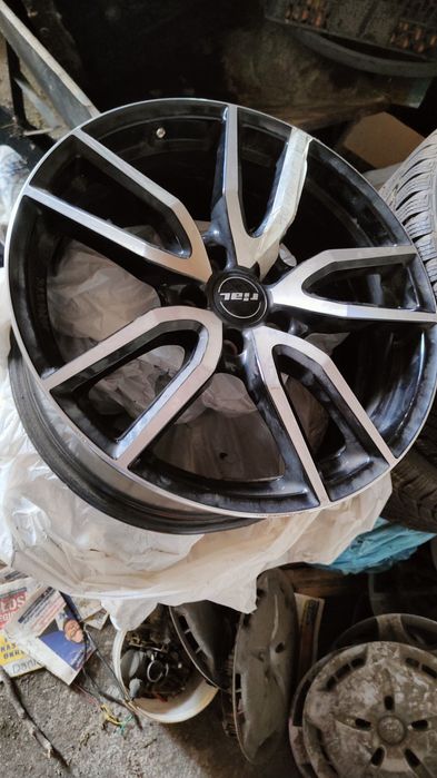 Alufelgi. Felgi aluminiowe R18 VW Audi Skoda  Seat