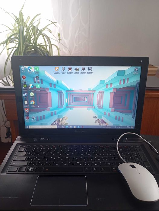 Lenovo y580 ігровий ноутбук