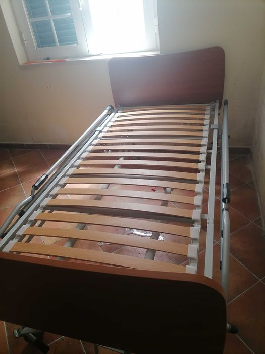 Cama articulada (com lateral)