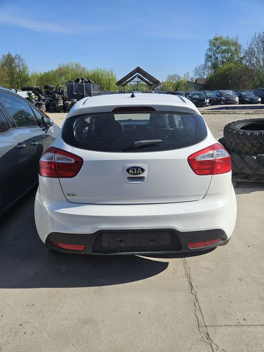 Kia Rio 3 D Klapa Bagażnika