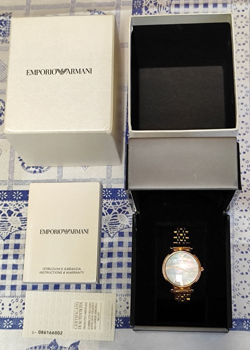 Zegarek damski EMPORIO ARMANI AR11145 różowe złoto GIANNI T-BAR kwarc