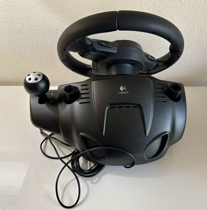 Кермо ігрове logitecn driving force gt 900градусів