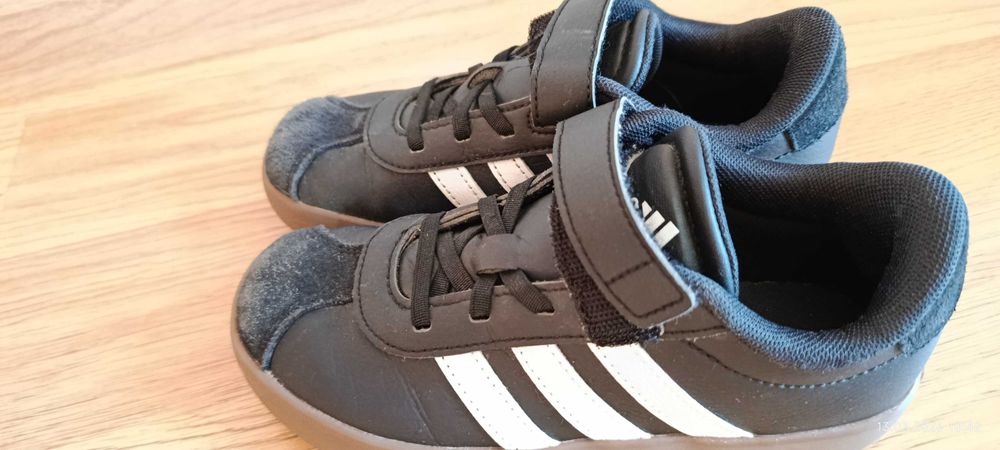 Buty chłopięce Adidas czarne