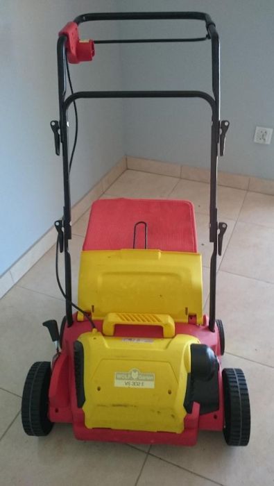 Serwis naprawa sprzedaż sprzętu ogrodniczego kosiarek, elektronarzędzi