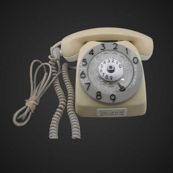 Klasyczny telefon stacjonarny z tarczą numeryczną  Ericsson b51/122150