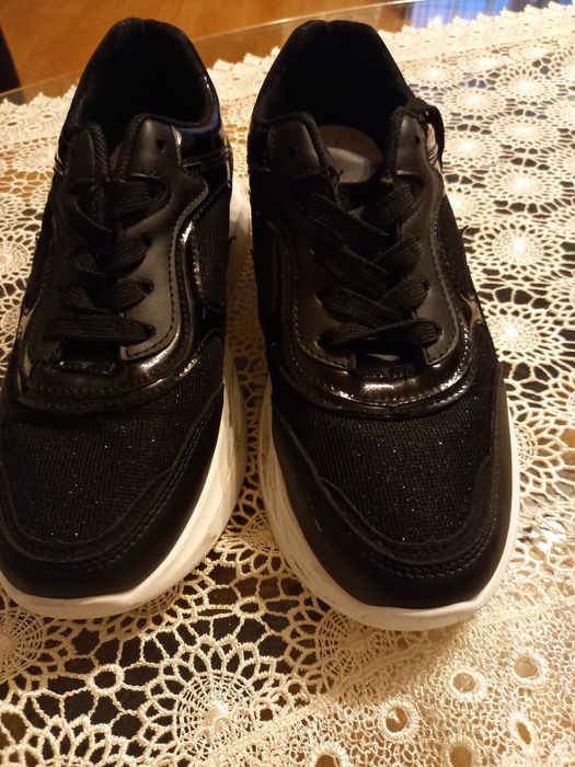 Buty sportowe czarne
