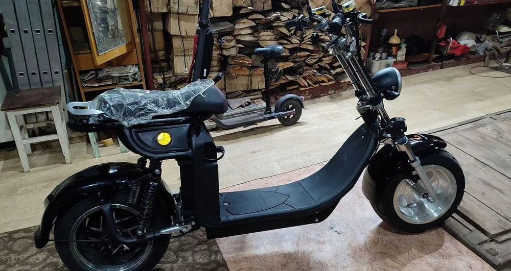 Електросамокат Kugoo c7