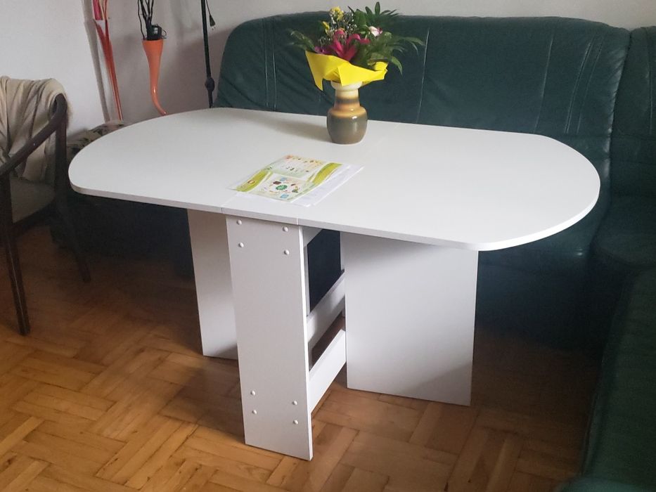 Stół wielofunkcyjny skladany