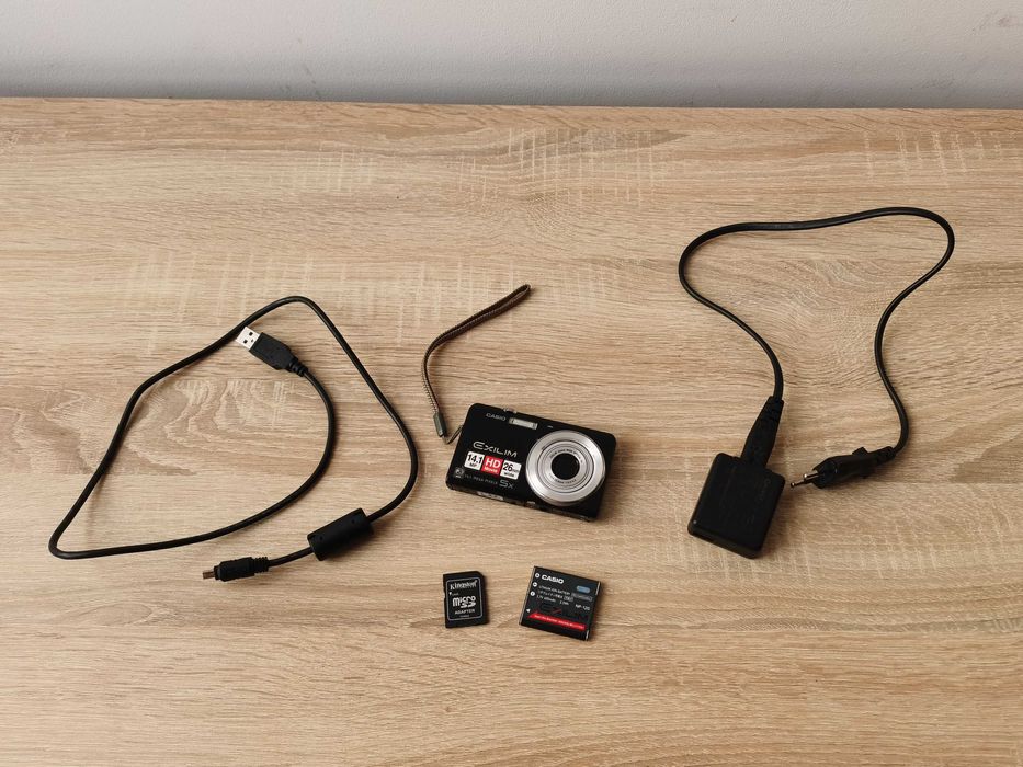 Casio Exilim EX-ZS10