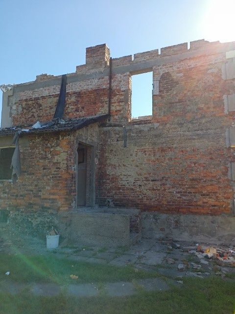 Wyburzenia budynków itp
