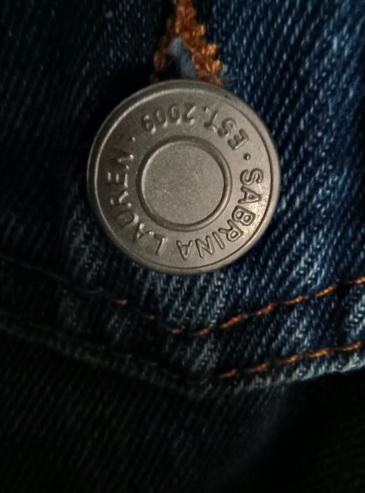 Продам куртка джинсова