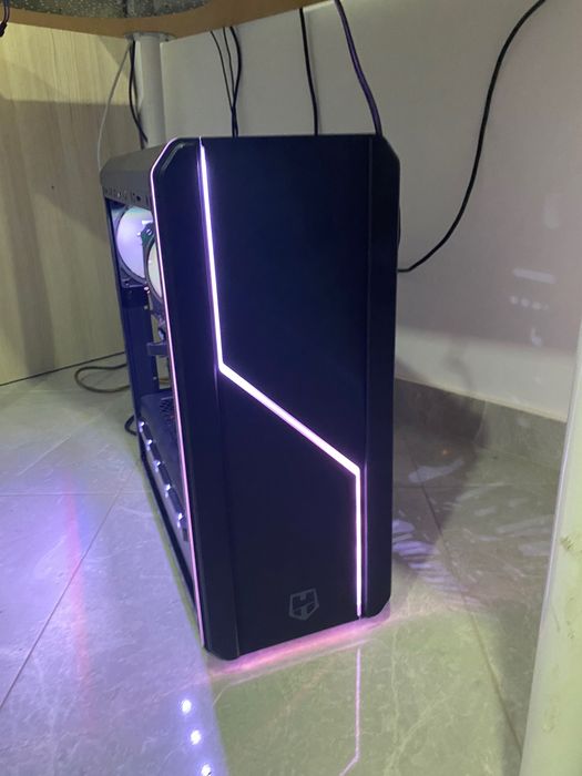 Pc gaming Desktop Powered By Asus (periféricos de oferta)