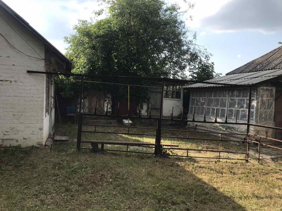 Увага! Ціну знижено!Продам будинок с.Яцьки 9000₴+торг - View 3