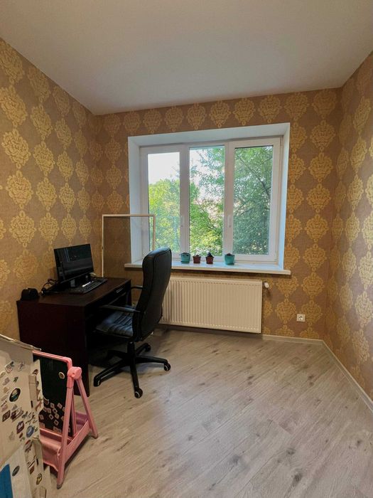 Продаж розкішної 4-кімнатної квартири в м. Васильків (Городок)