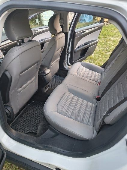 Ekonomiczne auto hybryda z gazem