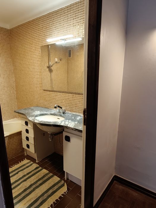 Quarto para Arrendar Portela