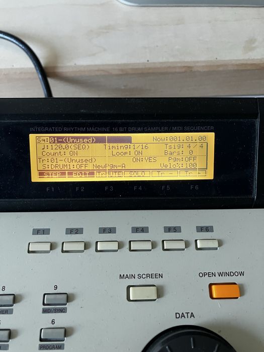 AKAI（アカイ） MPC 2000XL CF Compact Flash Card Reader | Akai MPC 2000XL | Big Noise Radio