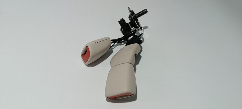 ENGATE DA CORREIA MERCEDES EQS 450+