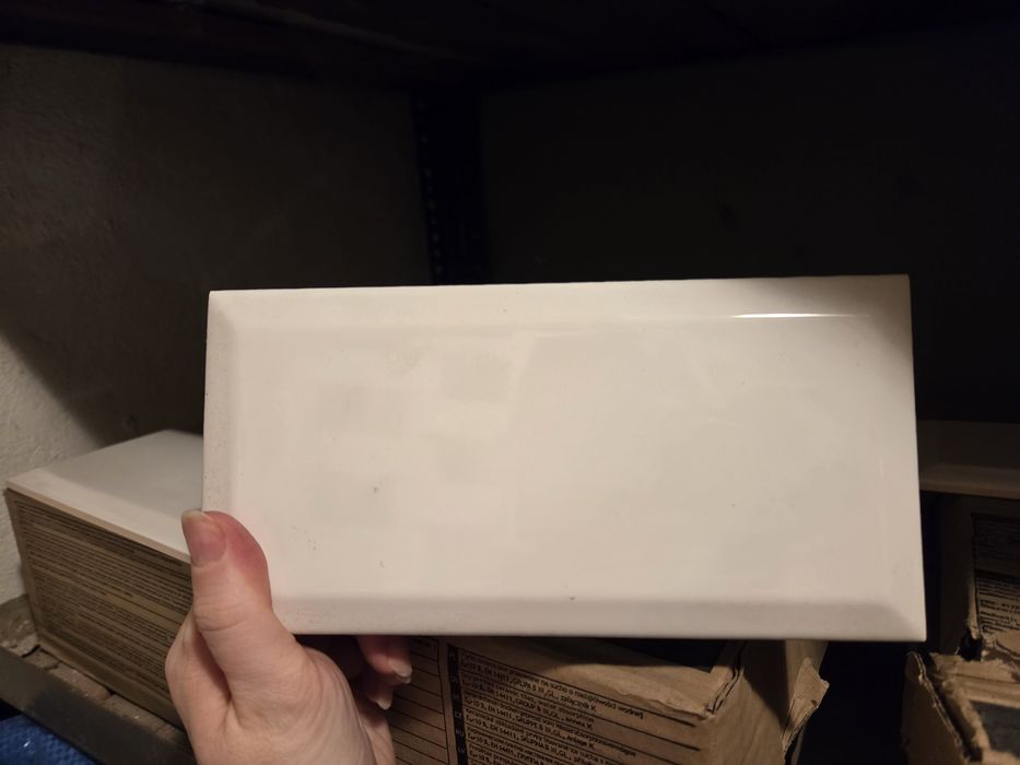Kafelki płytki ścienne glazura białe ceramiczne paradyż